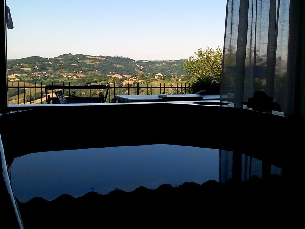 Albergo Diffuso - Il Poggetto Tra Urbino & San Marino Zewnętrze zdjęcie