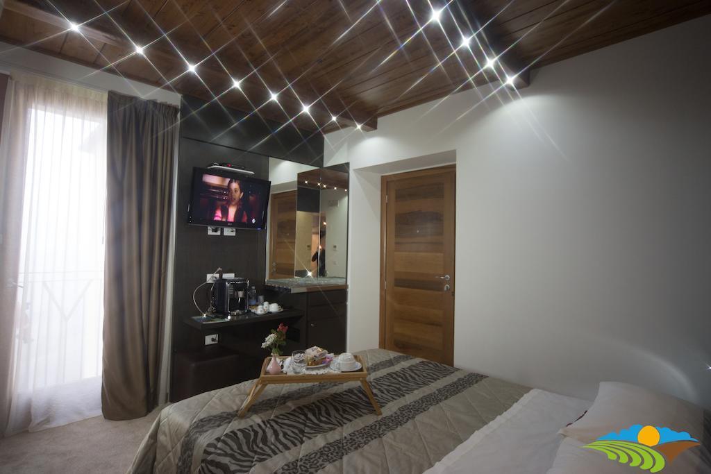 Albergo Diffuso - Il Poggetto Tra Urbino & San Marino Pokój zdjęcie
